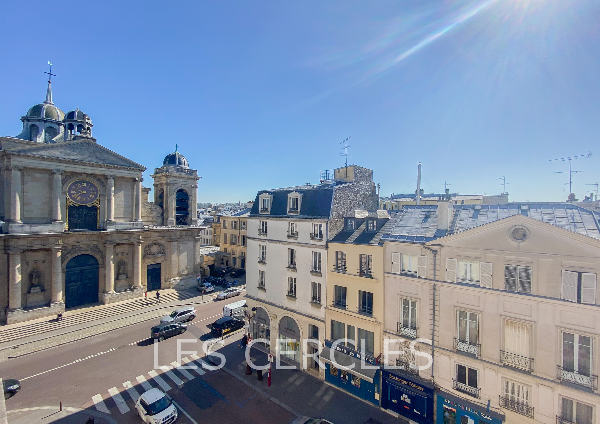 CIEL ET TOITS - APPARTEMENT  2 pièces à vendre à VERSAILLES 