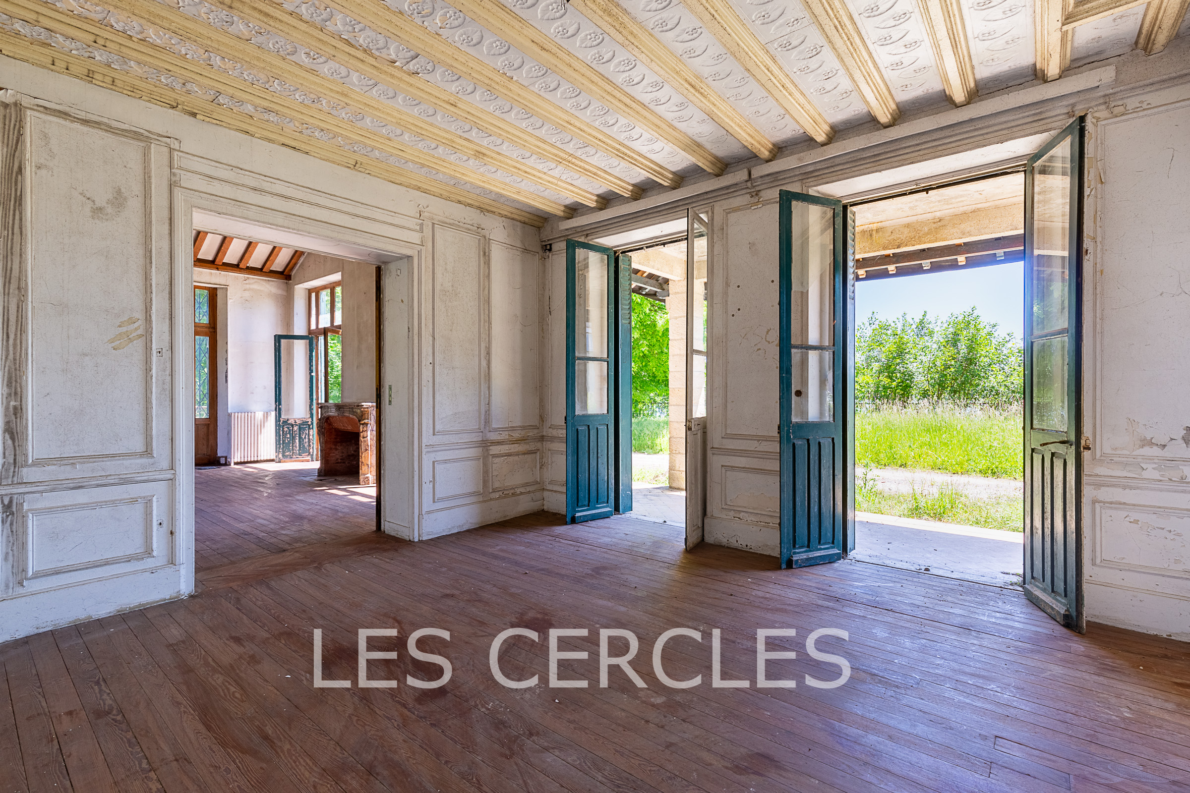 domaine a vendre agence les cercles 3